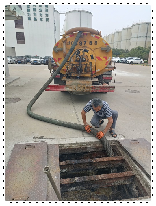 柴桥隔油池清掏