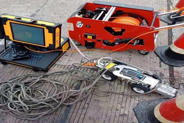 柴桥CCTV管道检测机器人