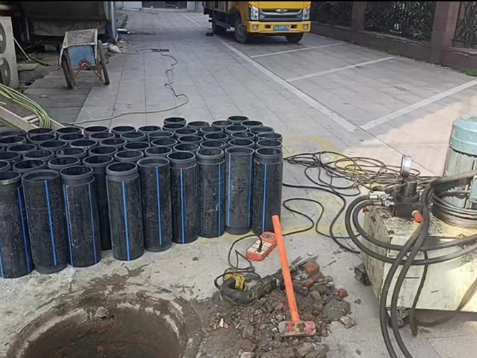 柴桥PE置换管厂家 DN315置换管 非开挖管短管置换